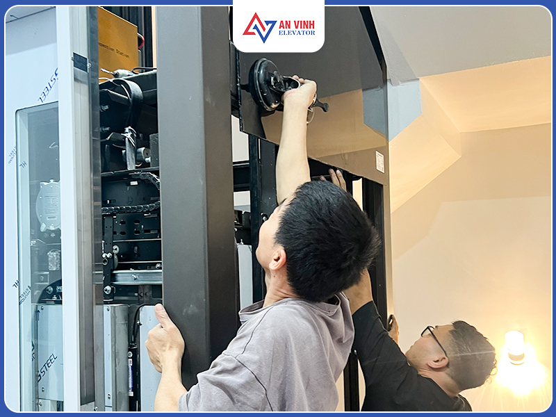 Thang Máy An Vinh - Giải pháp thang máy kính gia đình tối ưu về thẩm mỹ và chi phí